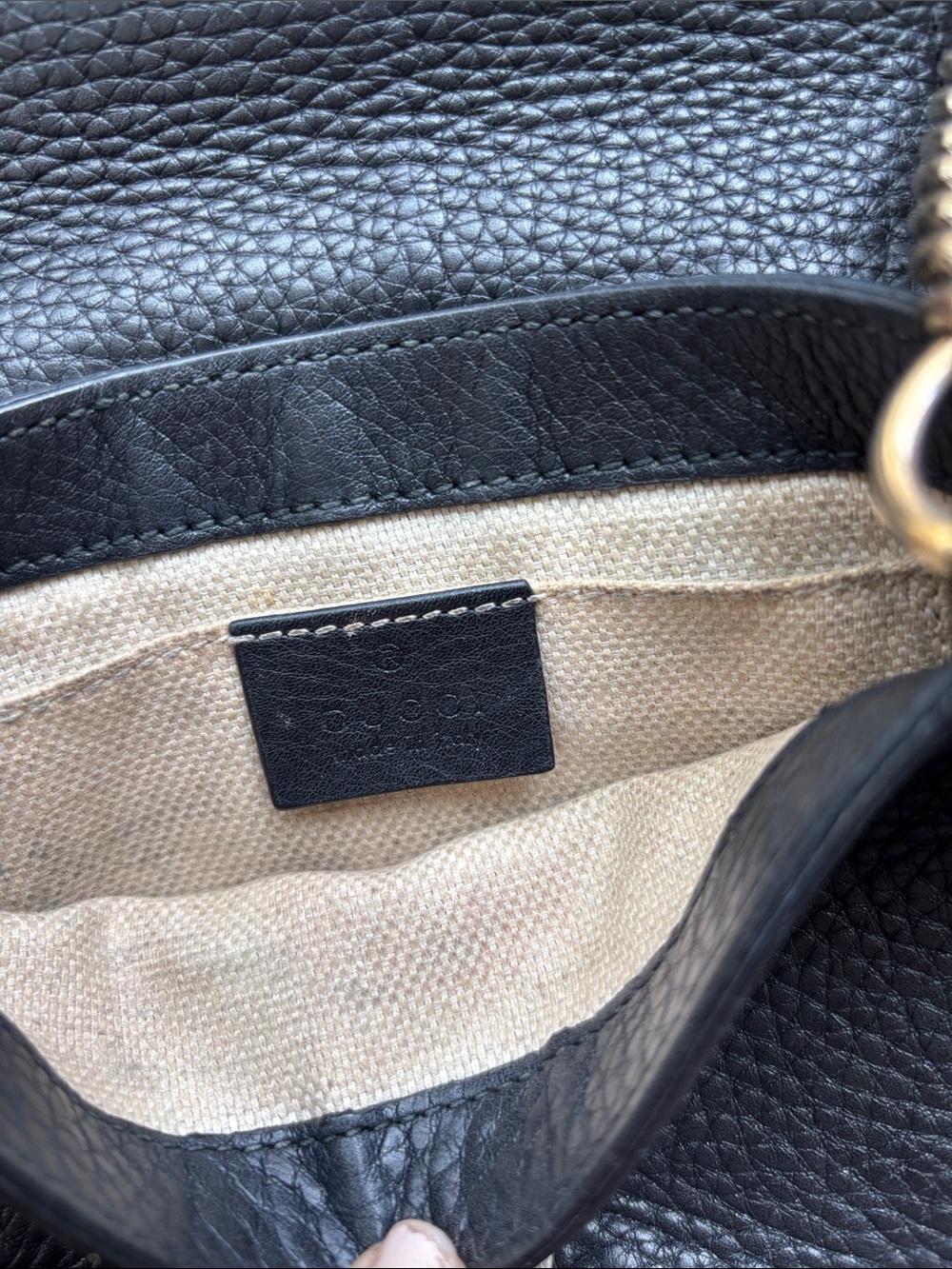 Gucci Black Soho Interlocking G Chain Crossbody Bag - Picture 9 of 12